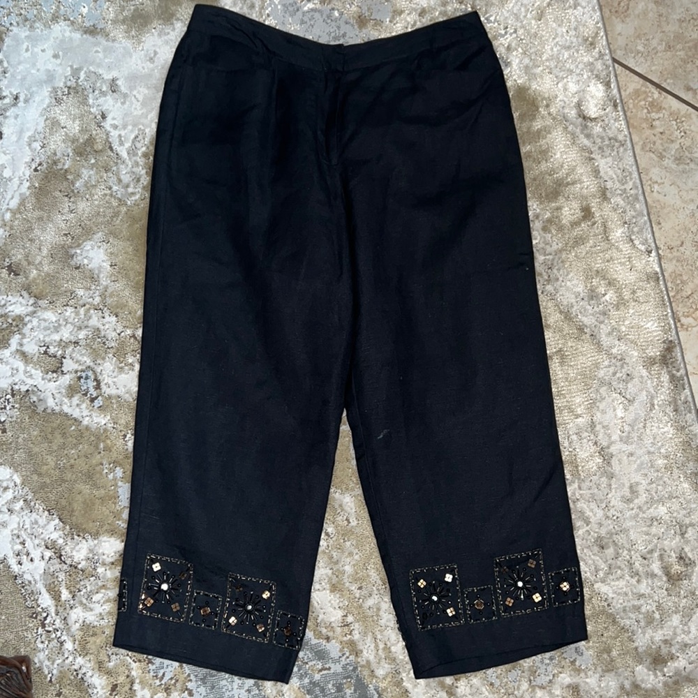 Larry levine petite women’s capris, size 12